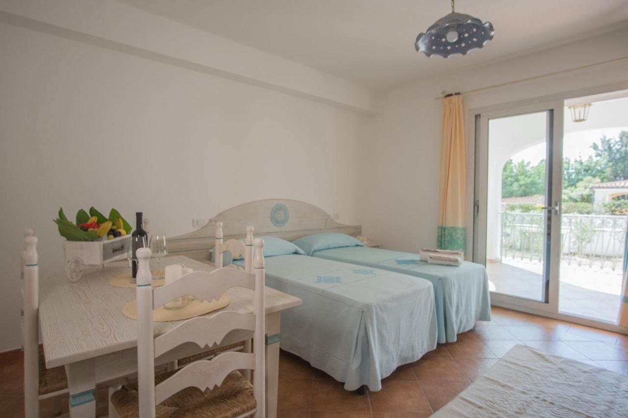 Le Residenze Del Golfo Di Orosei Aparthotel Luaran gambar