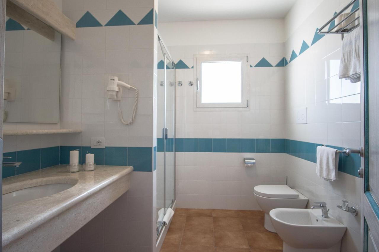 Le Residenze Del Golfo Di Orosei Aparthotel Luaran gambar