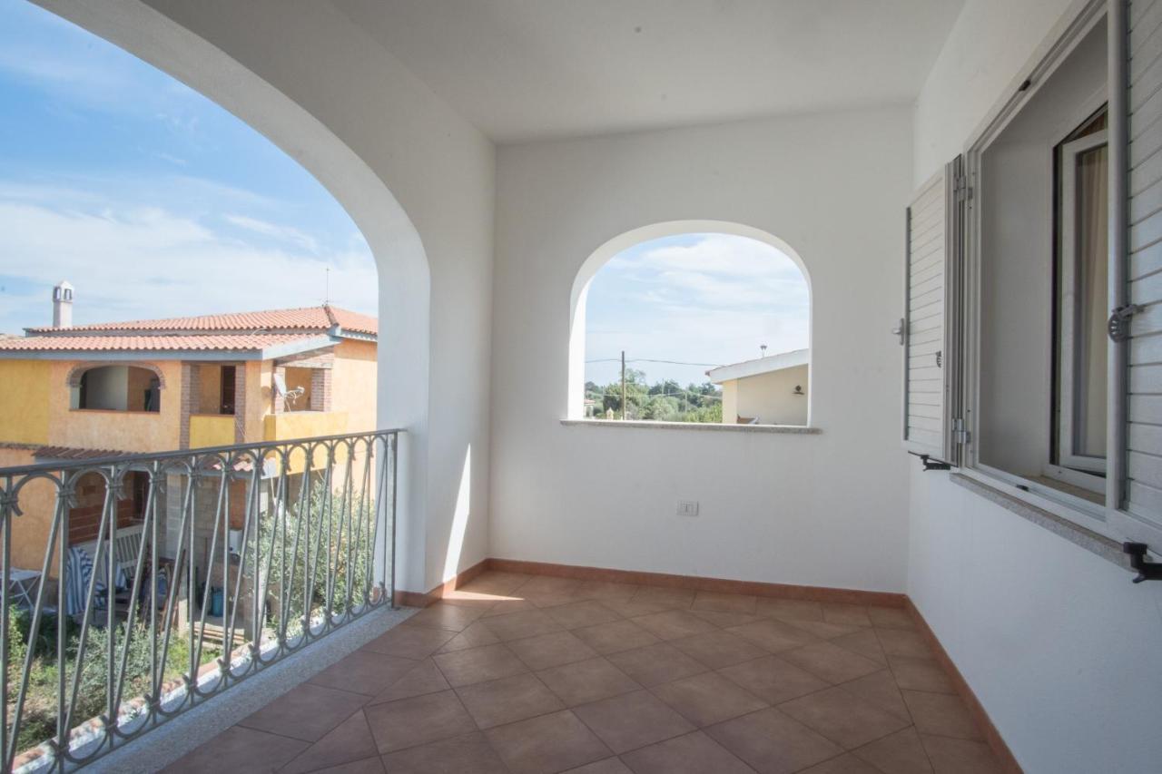 Le Residenze Del Golfo Di Orosei Aparthotel Luaran gambar
