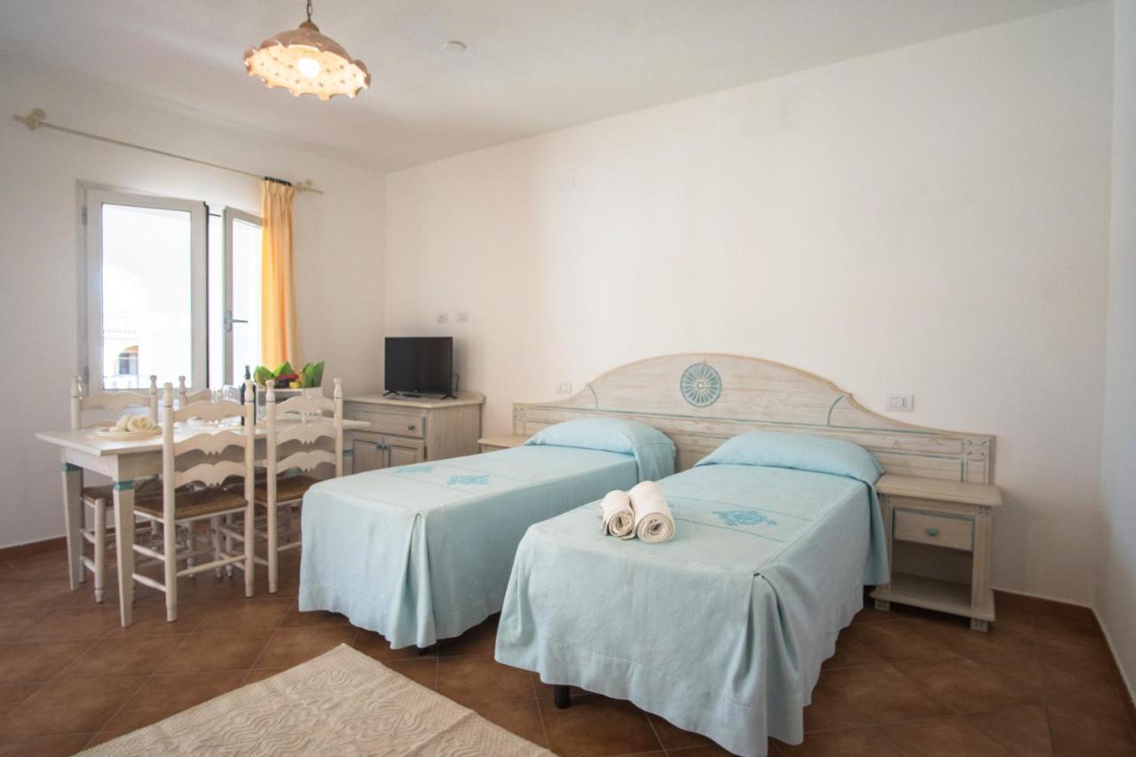 Le Residenze Del Golfo Di Orosei Aparthotel Luaran gambar
